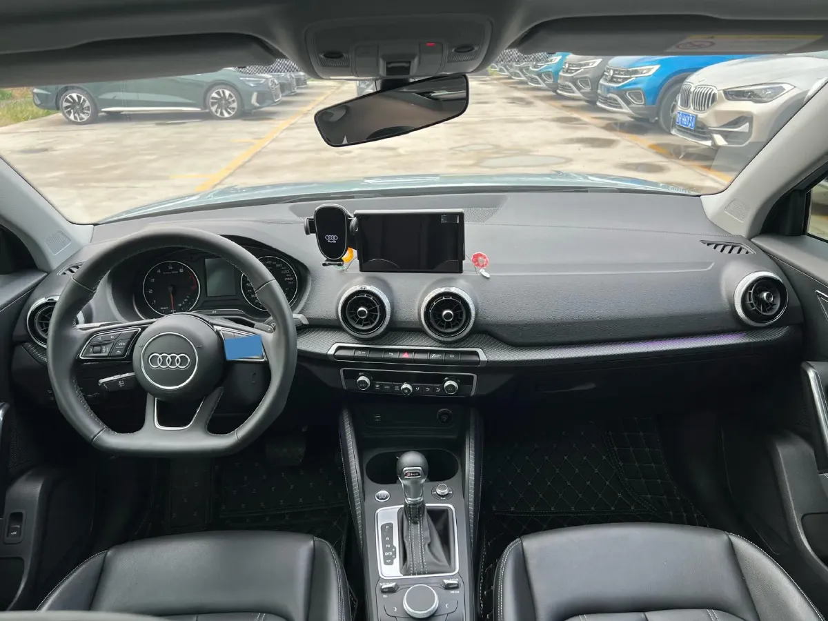 2022 Audi Q2L 1.4T 150HP L4 7DCT,autocango,china used car exporter,china ev exporter,chinese used car exporter,chinese used ev exporter