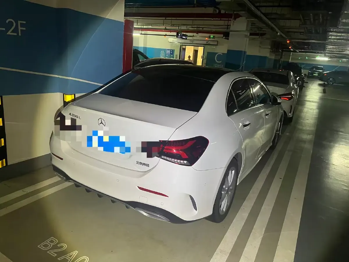 2022 Mercedes-Benz A Class 1.3T 163HP L4 7DCT,autocango,china used car exporter,china ev exporter,chinese used car exporter,chinese used ev exporter