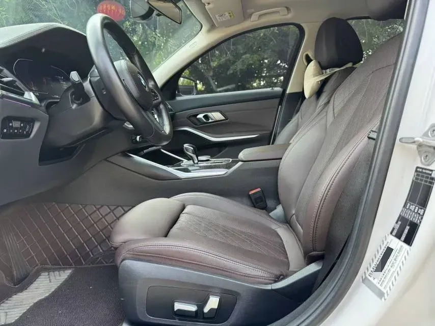 2022 BMW 3 Series 2.0T 184HP L4 8AT,autocango,china used car exporter,china ev exporter,chinese used car exporter,chinese used ev exporter