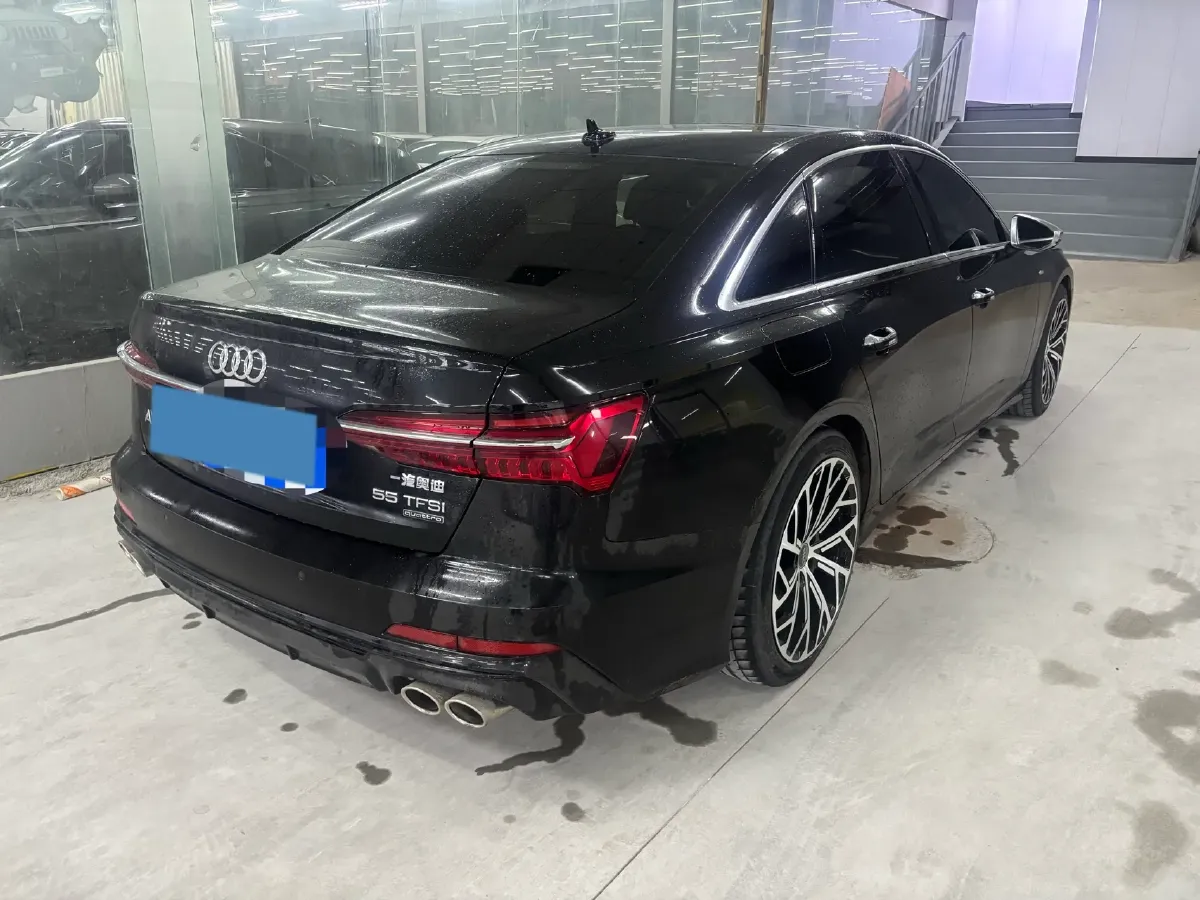 2021 Audi A6L 2.0T 224HP L4 7DCT,autocango,china used car exporter,china ev exporter,chinese used car exporter,chinese used ev exporter
