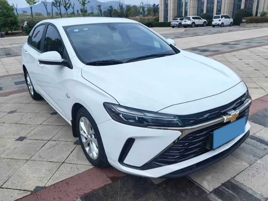 2023 Chevrolet Monza 1.5L 113HP L4 6DCT,autocango,china used car exporter,china ev exporter,chinese used car exporter,chinese used ev exporter