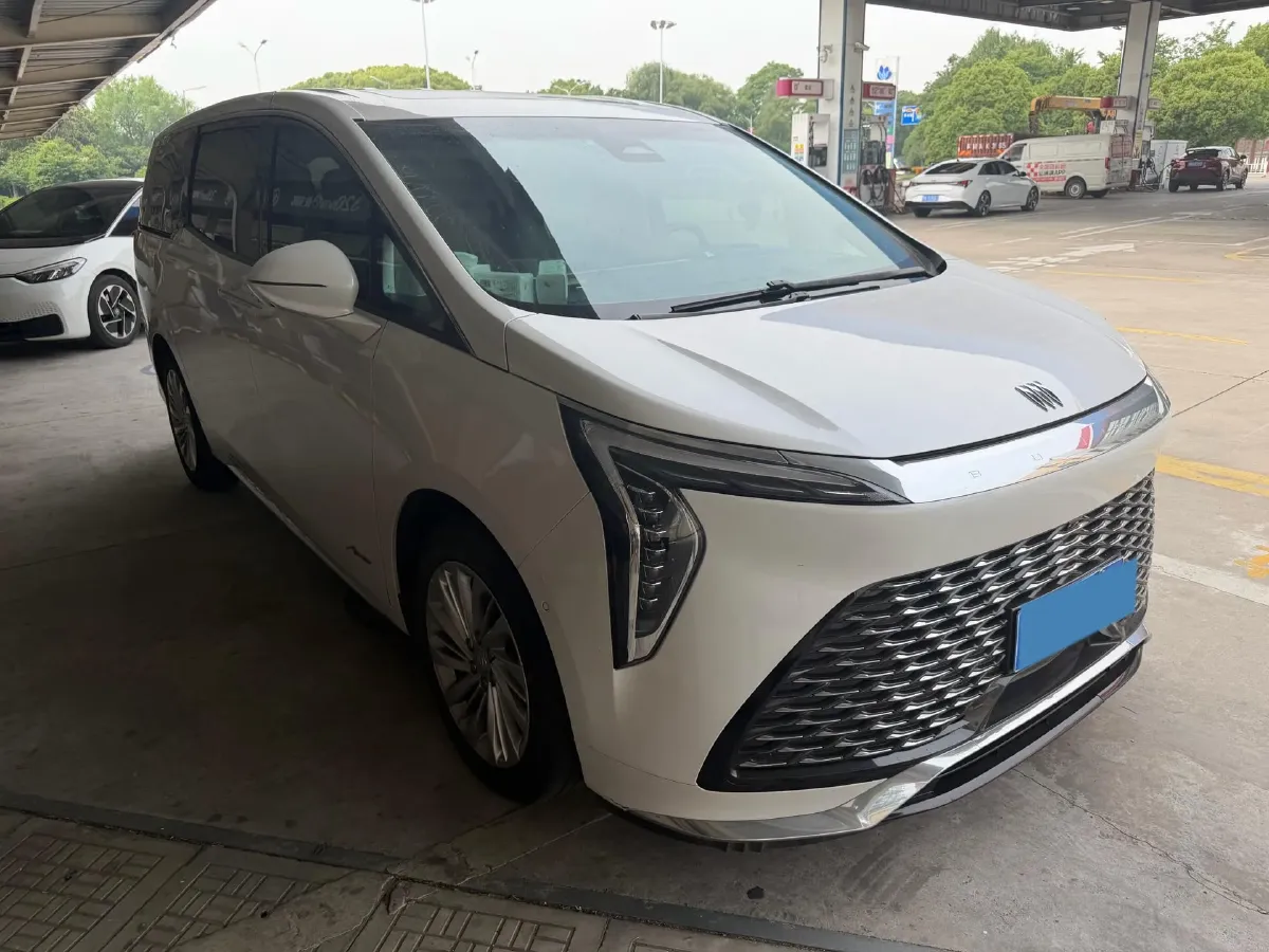 2023 Buick Century 2.0T 237HP L4 9AT,autocango,china used car exporter,china ev exporter,chinese used car exporter,chinese used ev exporter