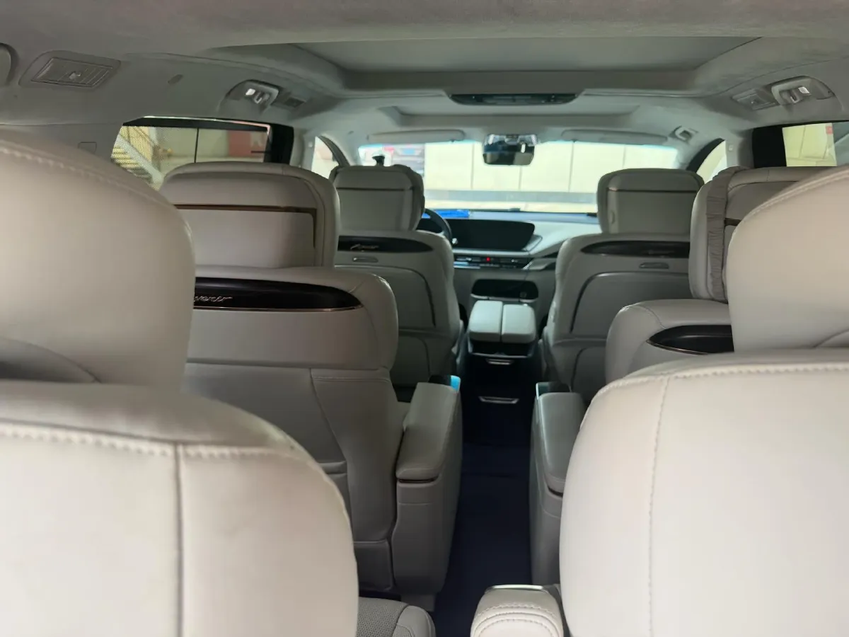 2023 Buick Century 2.0T 237HP L4 9AT,autocango,china used car exporter,china ev exporter,chinese used car exporter,chinese used ev exporter