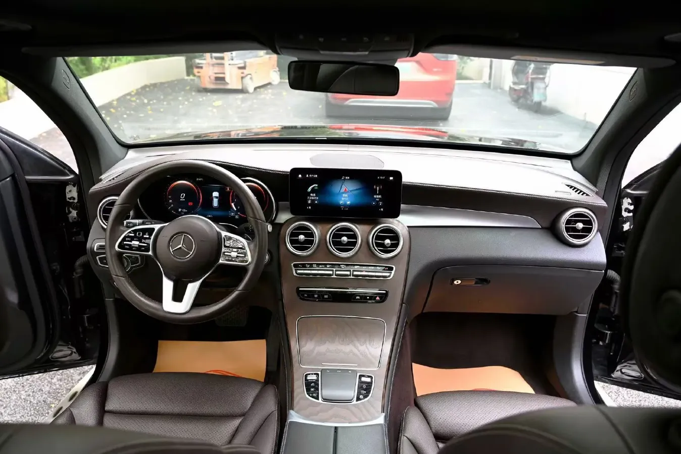 2021 Mercedes-Benz GLC Class 2.0T 258HP L4 9AT,autocango,china used car exporter,china ev exporter,chinese used car exporter,chinese used ev exporter