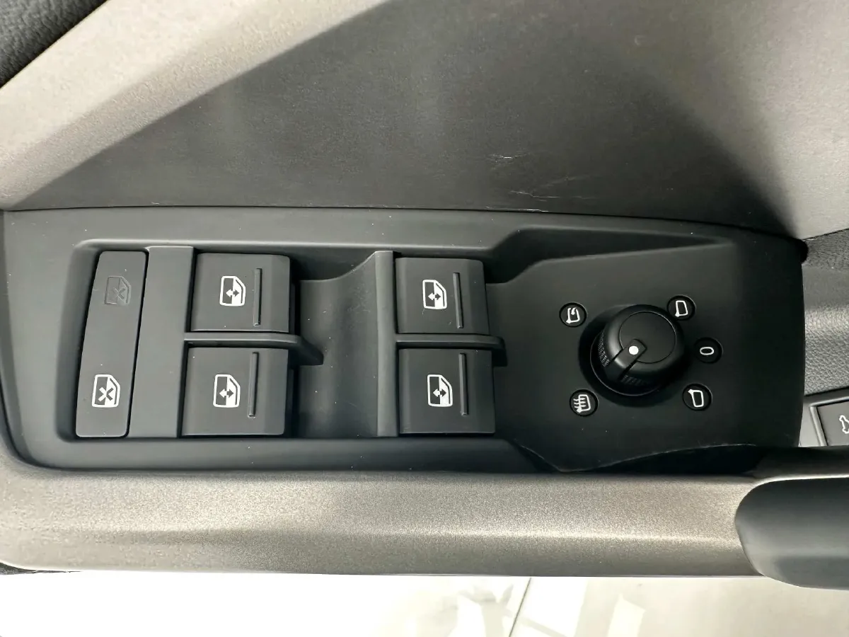 2022 Audi Q3 1.4T 150HP L4 7DCT,autocango,china used car exporter,china ev exporter,chinese used car exporter,chinese used ev exporter