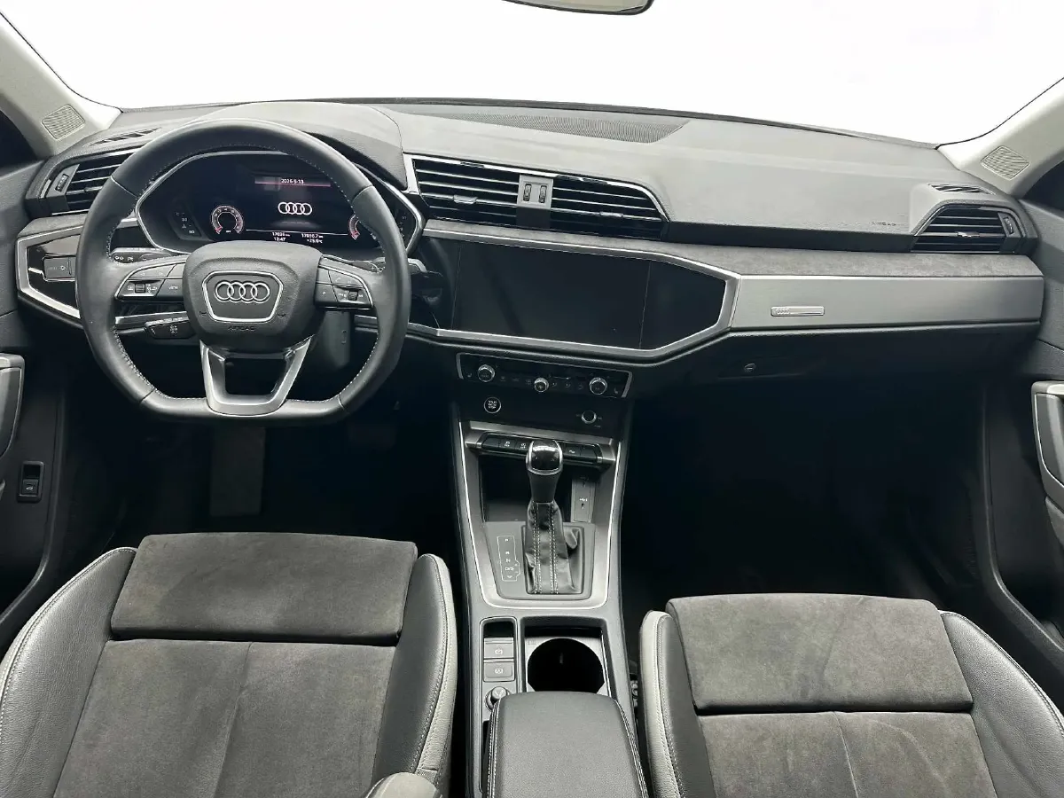 2022 Audi Q3 1.4T 150HP L4 7DCT,autocango,china used car exporter,china ev exporter,chinese used car exporter,chinese used ev exporter