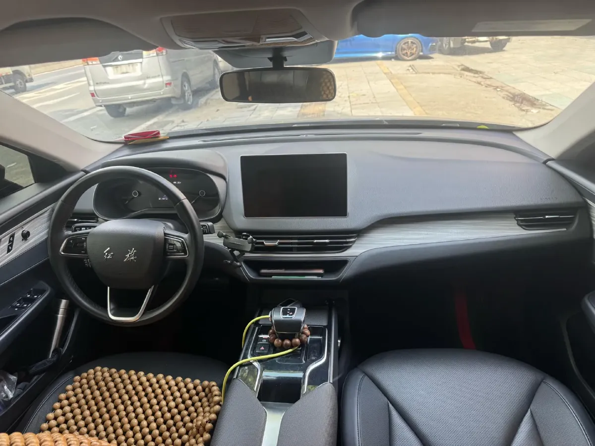 2023 HongQi E-QM5 BEV 82KWH,autocango,china used car exporter,china ev exporter,chinese used car exporter,chinese used ev exporter
