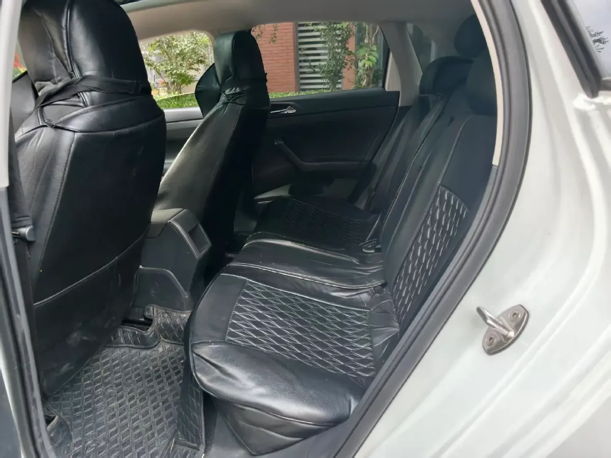 2021 Bestune T55 1.5T 169HP L4 7DCT,autocango,china used car exporter,china ev exporter,chinese used car exporter,chinese used ev exporter