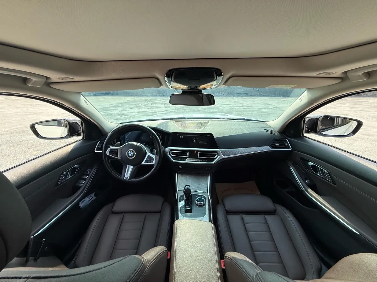 2020 BMW 3 Series 2.0T 184HP L4 8AT,autocango,china used car exporter,china ev exporter,chinese used car exporter,chinese used ev exporter