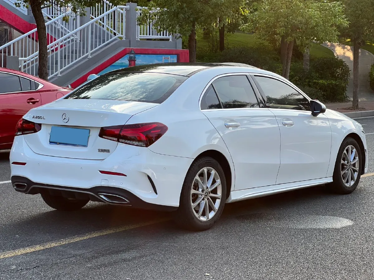 2021 Mercedes-Benz A Class 1.3T 163HP L4 7DCT,autocango,china used car exporter,china ev exporter,chinese used car exporter,chinese used ev exporter