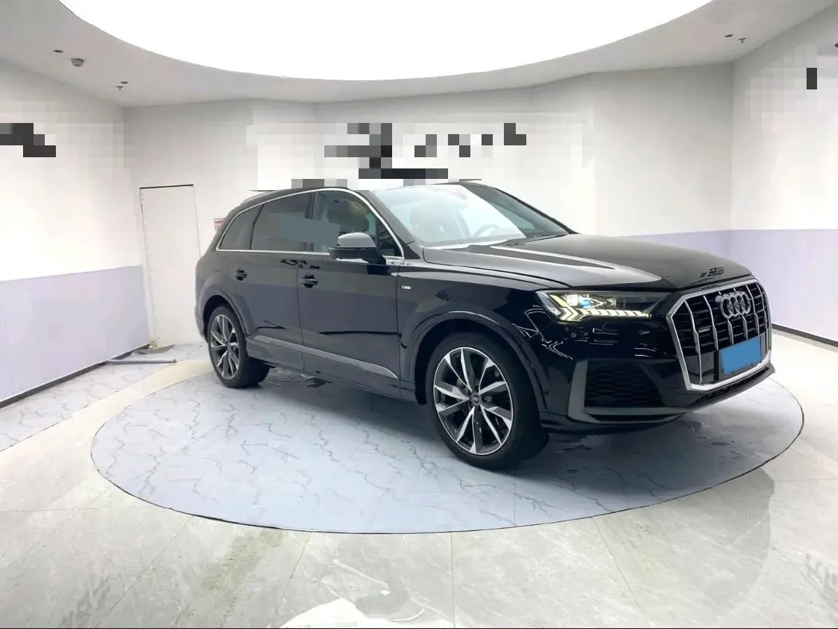 2023 Audi Q7 3.0T 340HP V6 8AT,autocango,china used car exporter,china ev exporter,chinese used car exporter,chinese used ev exporter