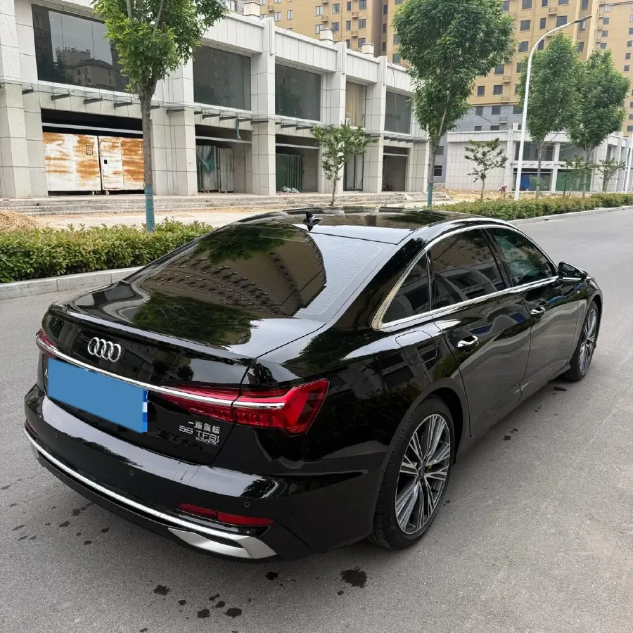 2024 Audi A6L 2.0T 245HP L4 7DCT,autocango,china used car exporter,china ev exporter,chinese used car exporter,chinese used ev exporter