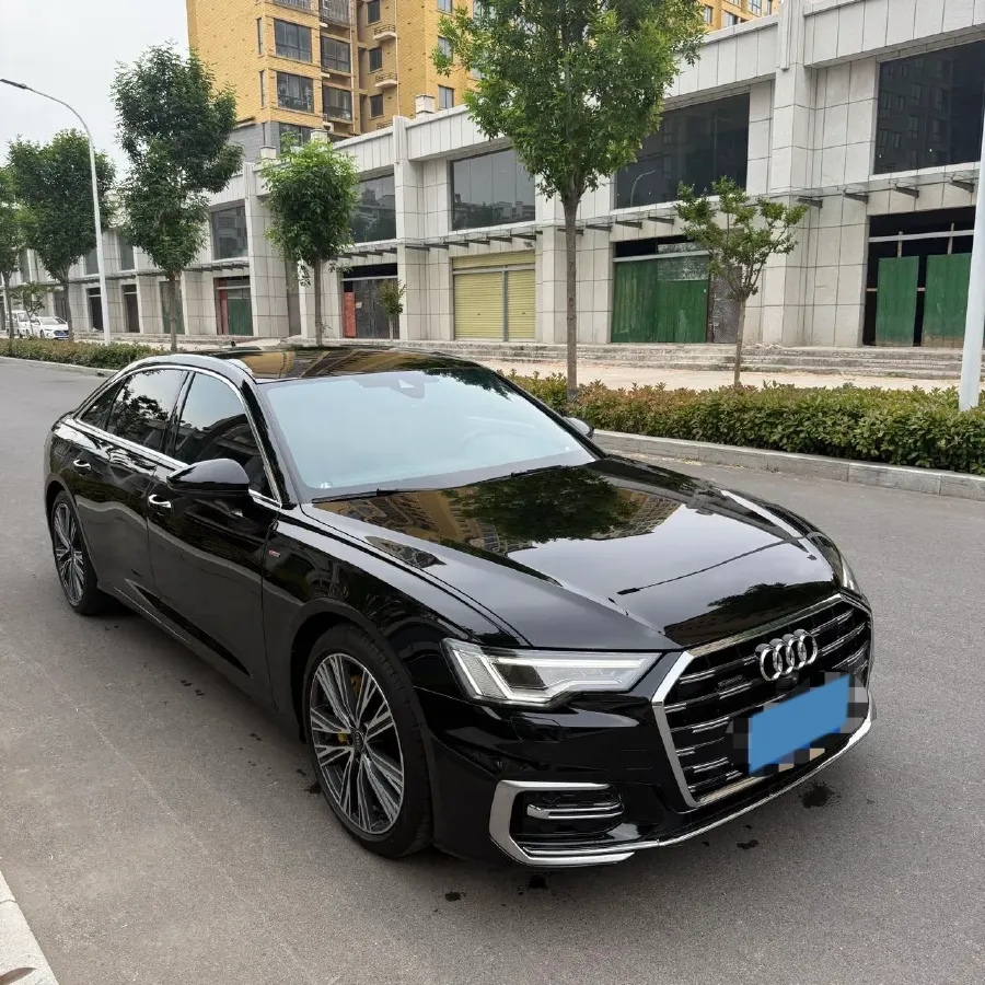 2024 Audi A6L 2.0T 245HP L4 7DCT,autocango,china used car exporter,china ev exporter,chinese used car exporter,chinese used ev exporter