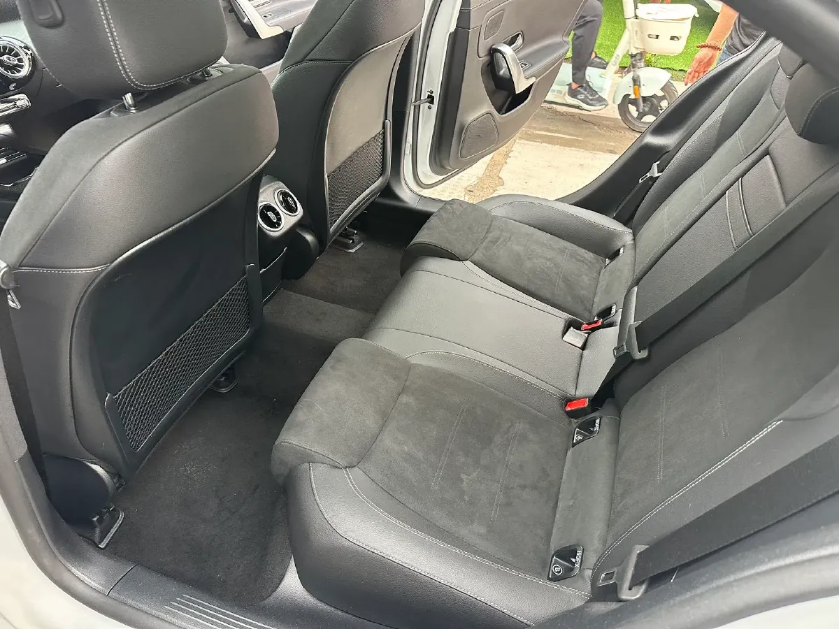 2020 Mercedes-Benz A Class 1.3T 163HP L4 7DCT,autocango,china used car exporter,china ev exporter,chinese used car exporter,chinese used ev exporter
