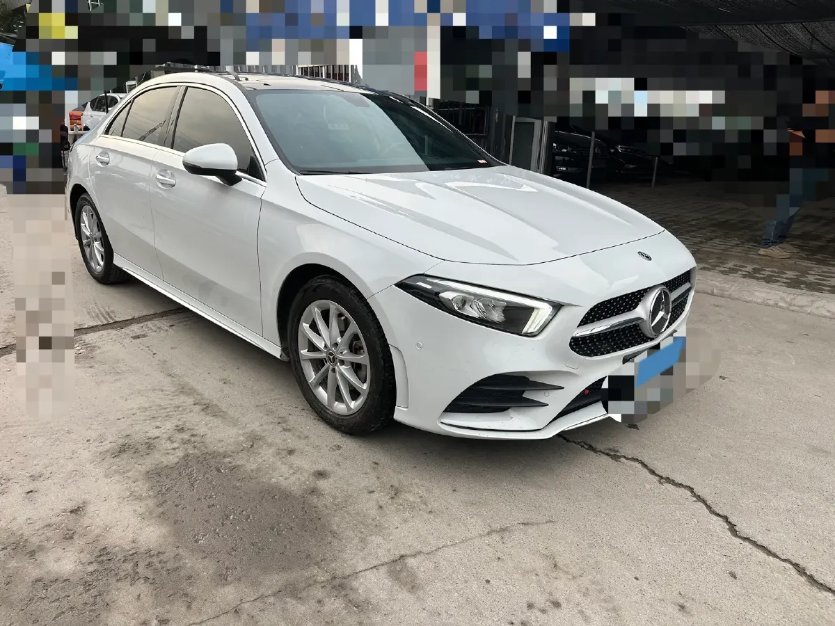 2020 Mercedes-Benz A Class 1.3T 163HP L4 7DCT,autocango,china used car exporter,china ev exporter,chinese used car exporter,chinese used ev exporter