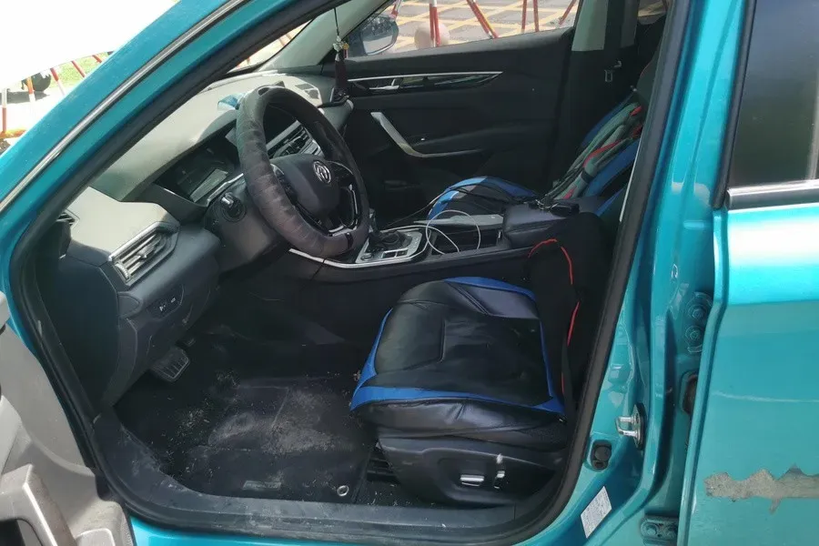 2020 DongFeng Aeolus YiXuan 1.5T 150HP L4 6DCT,autocango,china used car exporter,china ev exporter,chinese used car exporter,chinese used ev exporter
