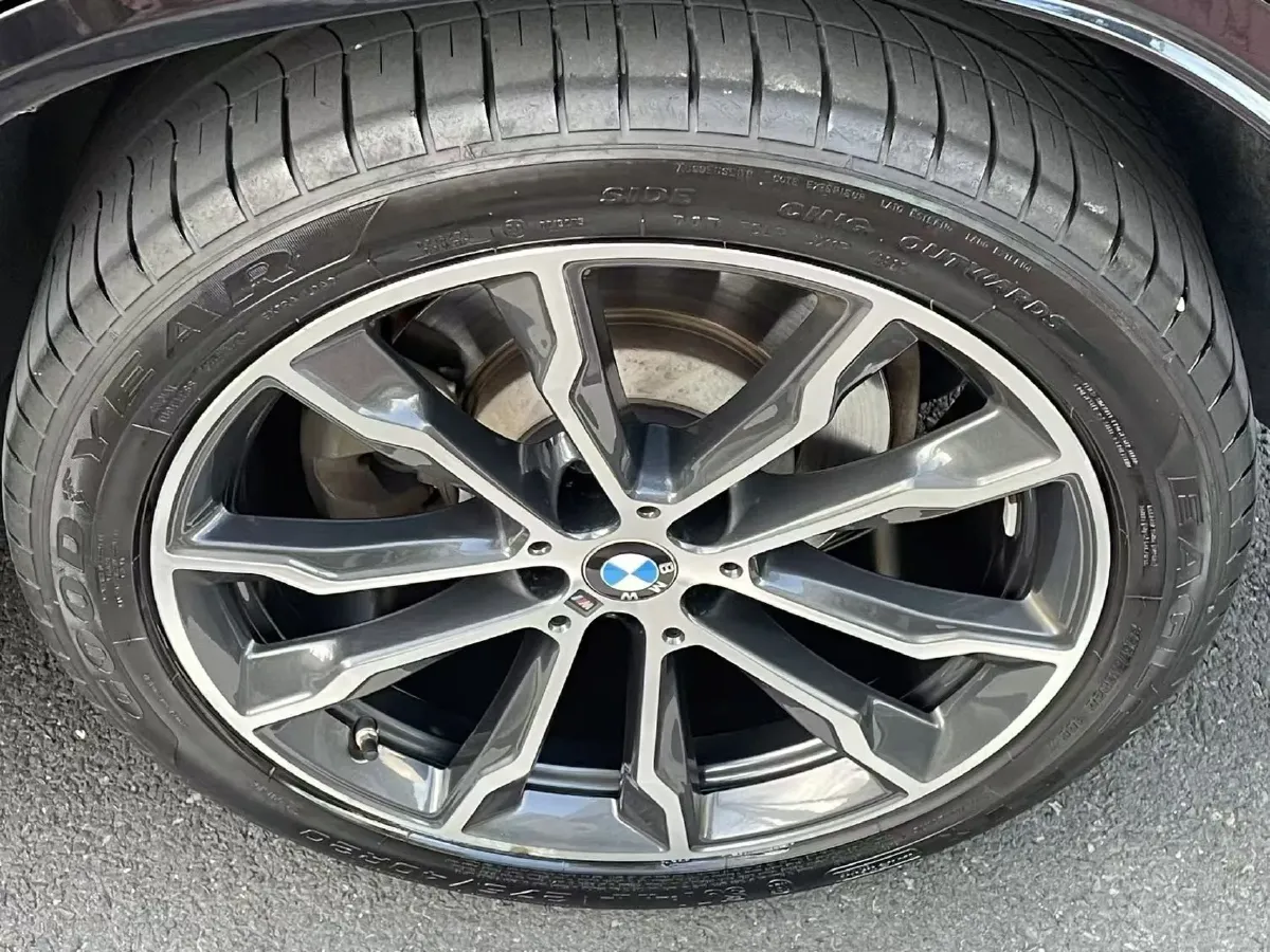 2022 BMW X3 2.0T 252HP L4 8AT,autocango,china used car exporter,china ev exporter,chinese used car exporter,chinese used ev exporter