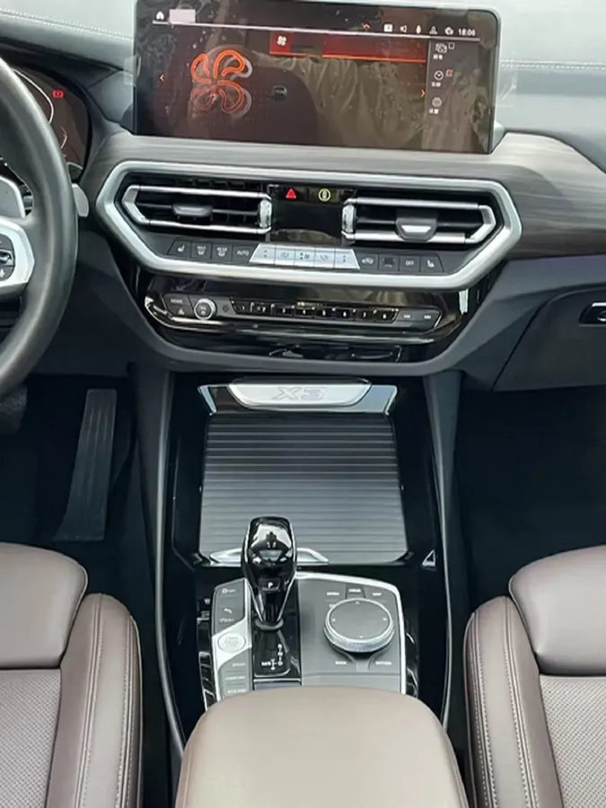2022 BMW X3 2.0T 252HP L4 8AT,autocango,china used car exporter,china ev exporter,chinese used car exporter,chinese used ev exporter