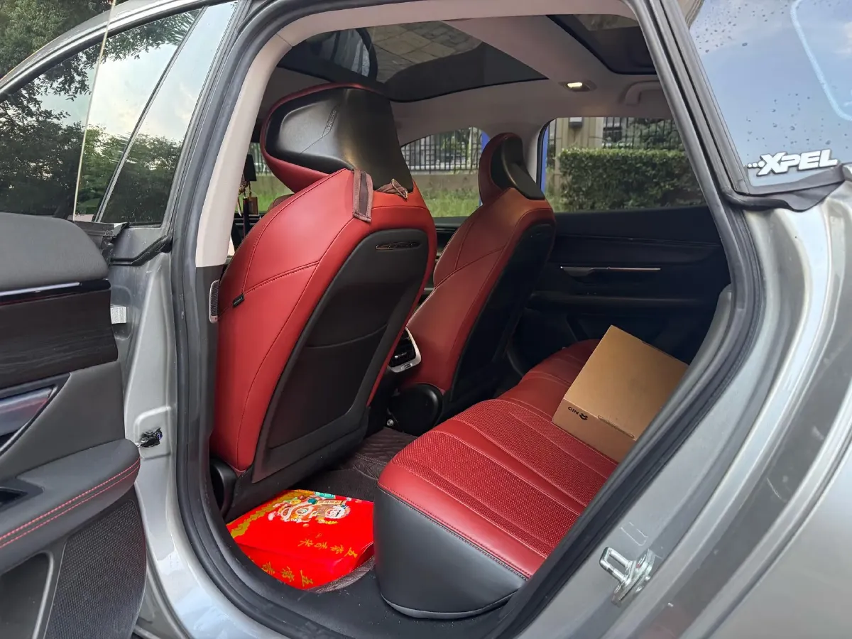 2021 Xpeng P7 BEV 60.2KWH,autocango,china used car exporter,china ev exporter,chinese used car exporter,chinese used ev exporter