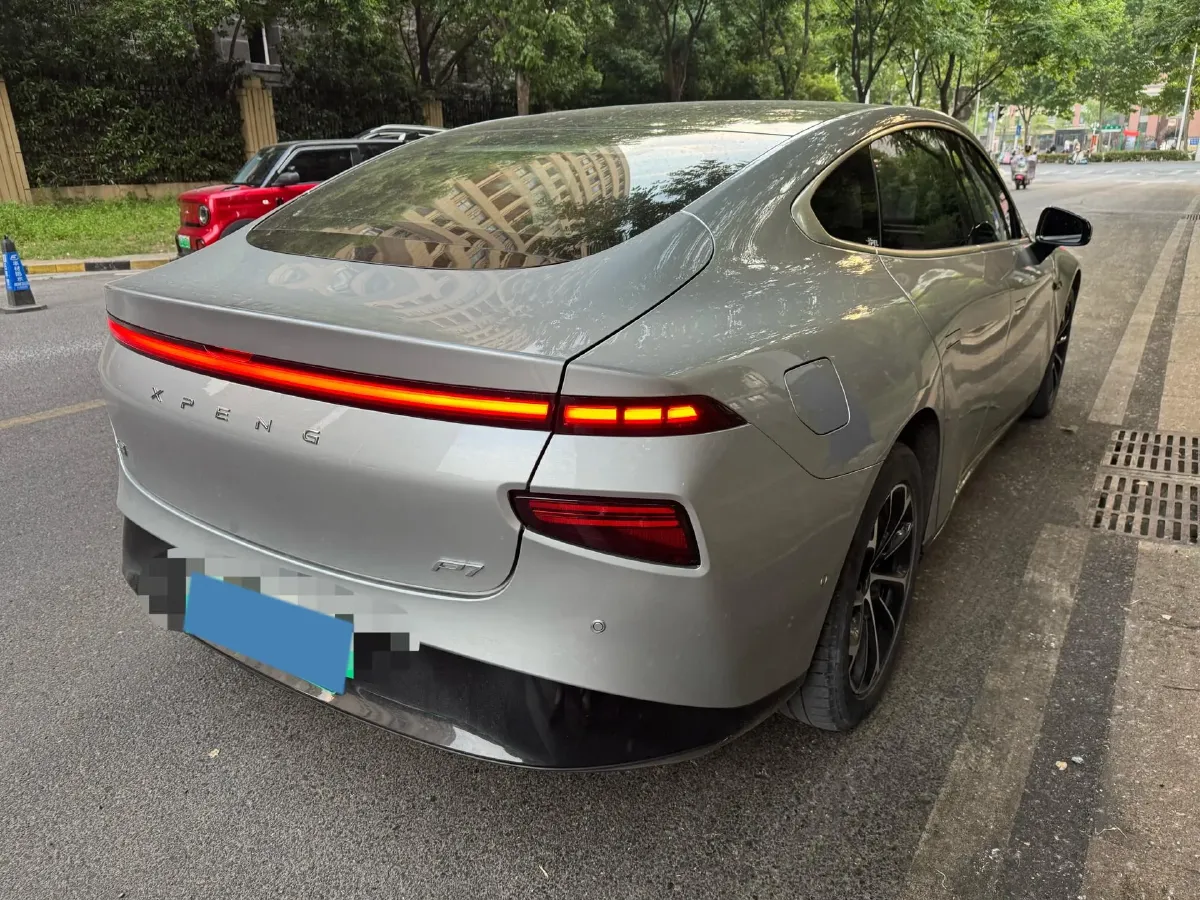 2021 Xpeng P7 BEV 60.2KWH,autocango,china used car exporter,china ev exporter,chinese used car exporter,chinese used ev exporter