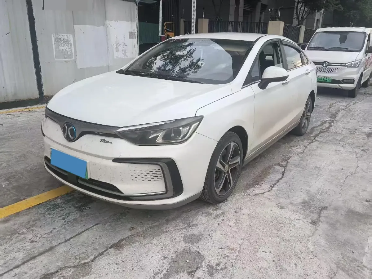 2018 BeiJing Auto EU5 BEV 53.66KWH,autocango,china used car exporter,china ev exporter,chinese used car exporter,chinese used ev exporter