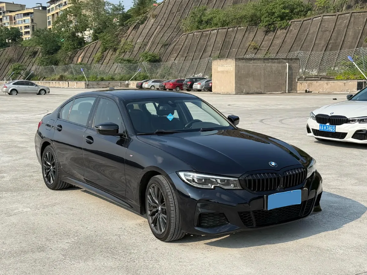 2021 BMW 3 Series 2.0T 184HP L4 8AT,autocango,china used car exporter,china ev exporter,chinese used car exporter,chinese used ev exporter