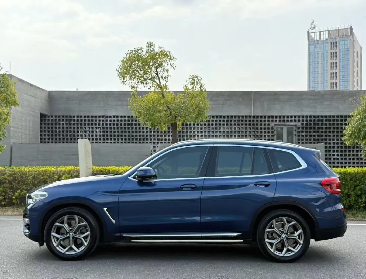 2021 BMW X3 2.0T 224HP L4 8AT,autocango,china used car exporter,china ev exporter,chinese used car exporter,chinese used ev exporter