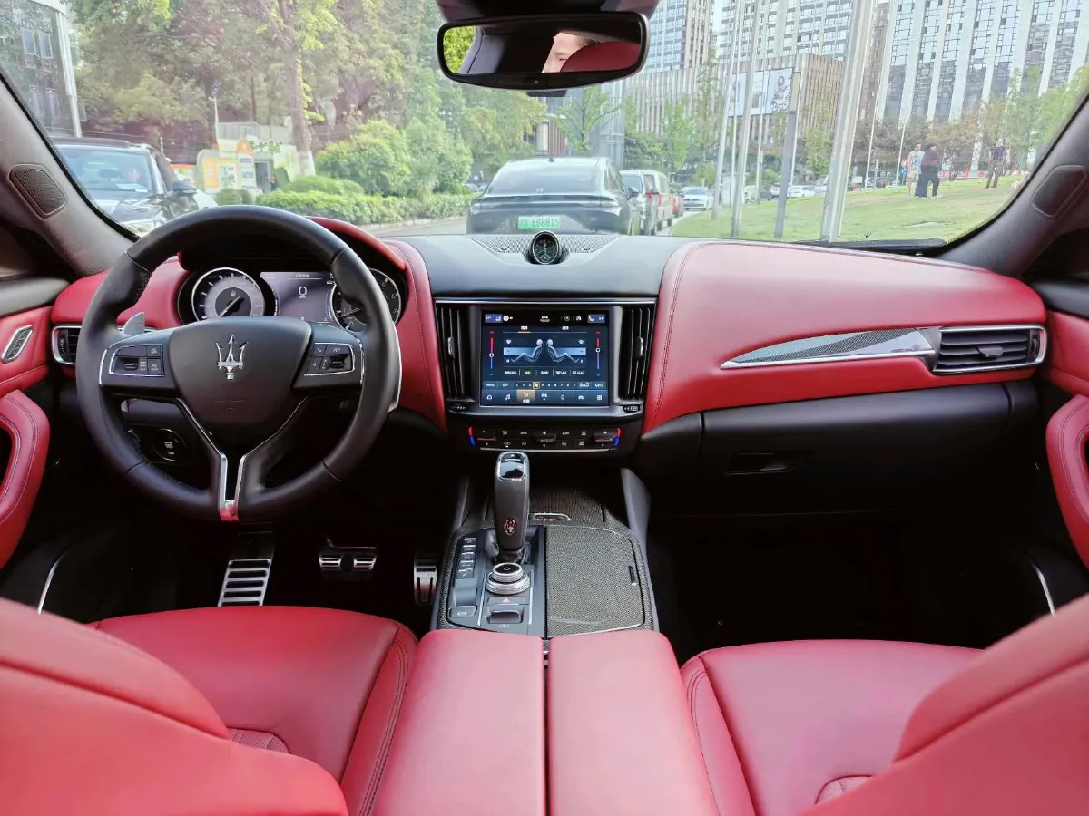 2021 Maserati Levante 3.0T 350HP V6 8AT,autocango,china used car exporter,china ev exporter,chinese used car exporter,chinese used ev exporter
