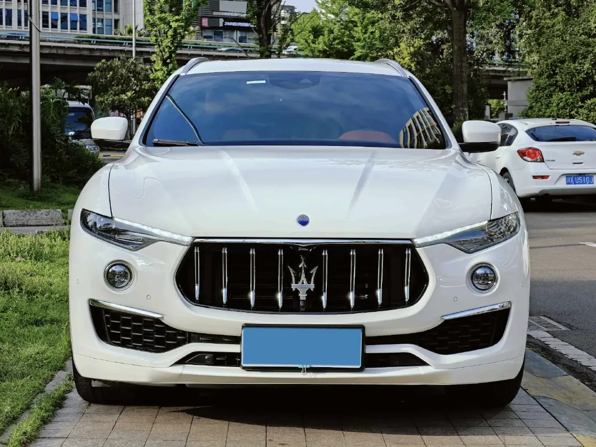 2021 Maserati Levante 3.0T 350HP V6 8AT,autocango,china used car exporter,china ev exporter,chinese used car exporter,chinese used ev exporter