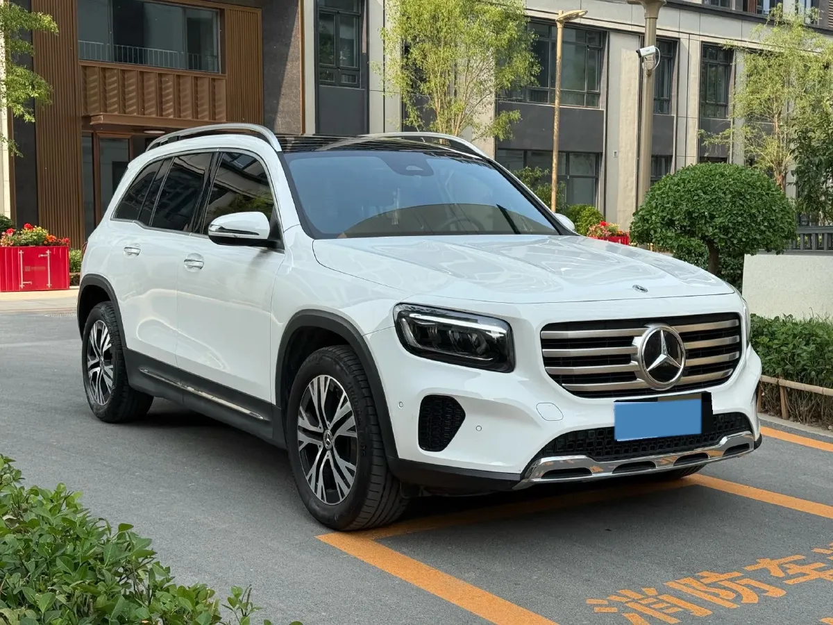 2024 Mercedes-Benz GLB Class 2.0T 190HP L4 8DCT,autocango,china used car exporter,china ev exporter,chinese used car exporter,chinese used ev exporter