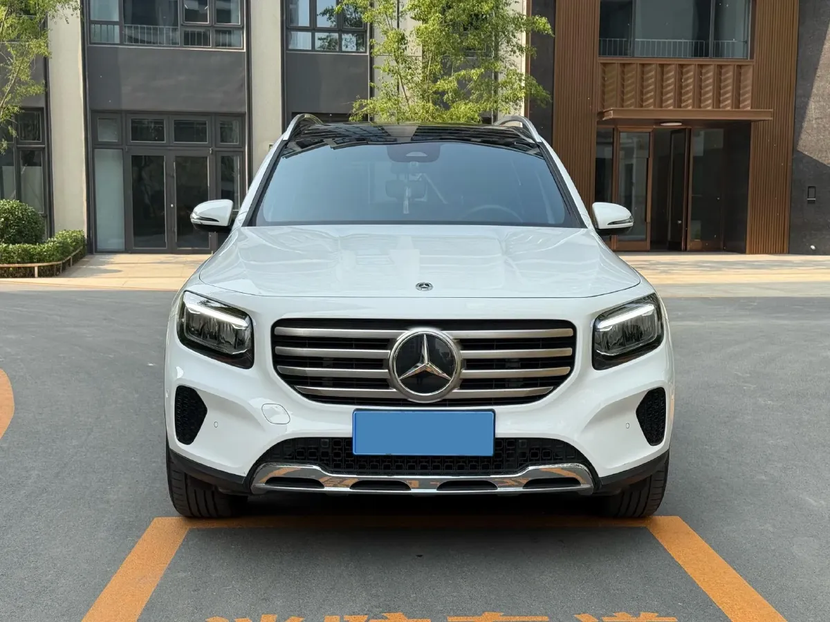 2024 Mercedes-Benz GLB Class 2.0T 190HP L4 8DCT,autocango,china used car exporter,china ev exporter,chinese used car exporter,chinese used ev exporter