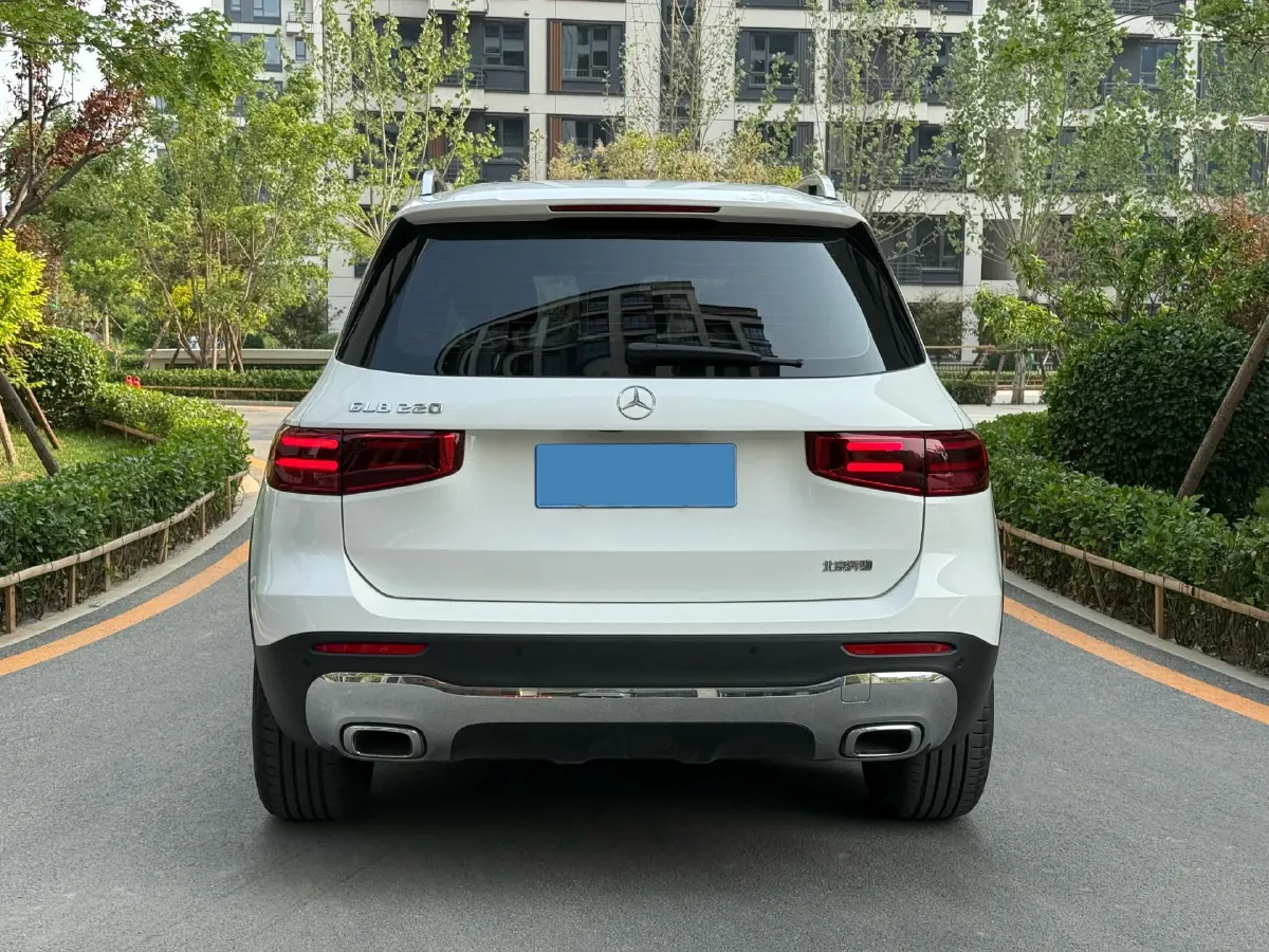 2024 Mercedes-Benz GLB Class 2.0T 190HP L4 8DCT,autocango,china used car exporter,china ev exporter,chinese used car exporter,chinese used ev exporter