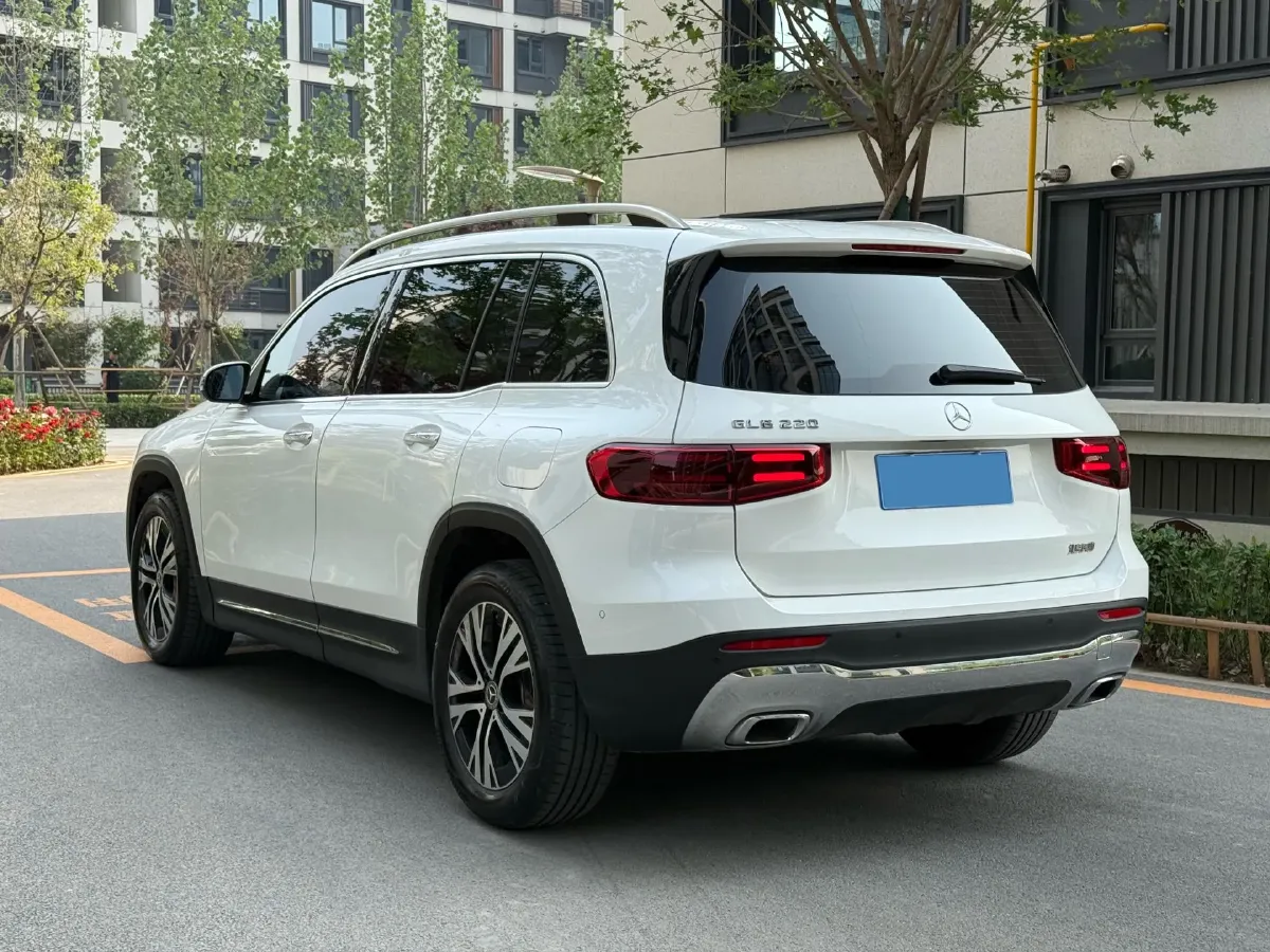2024 Mercedes-Benz GLB Class 2.0T 190HP L4 8DCT,autocango,china used car exporter,china ev exporter,chinese used car exporter,chinese used ev exporter