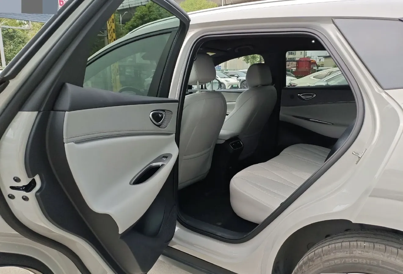 2025 BYD Sea Lion 06 1.5L 101HP L4 E-CVT PHEV,autocango,china used car exporter,china ev exporter,chinese used car exporter,chinese used ev exporter