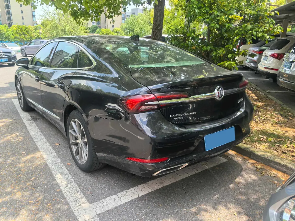 2020 Buick Larcosse 2.0T 237HP L4 9AT,autocango,china used car exporter,china ev exporter,chinese used car exporter,chinese used ev exporter