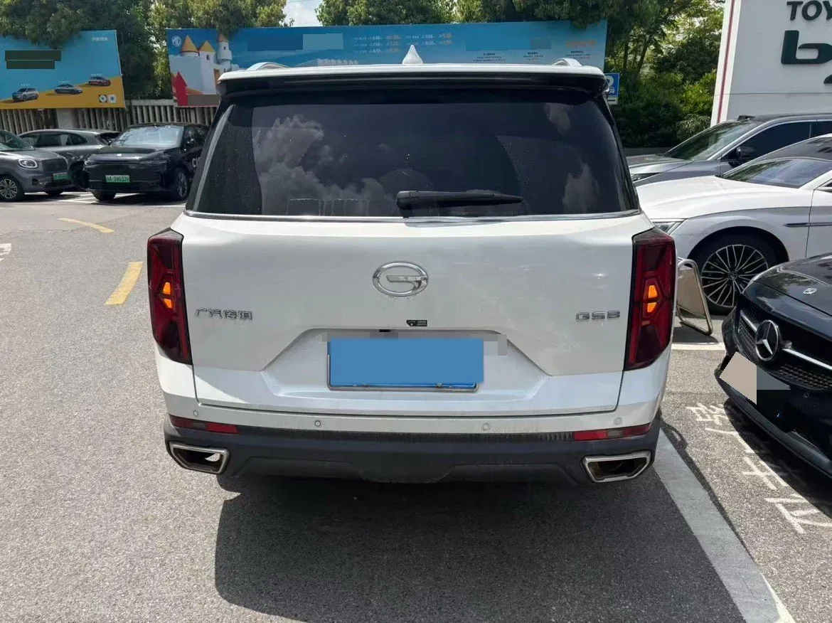 2022 GAC Trumpchi GS8 2.0T 252HP L4 8AT,autocango,china used car exporter,china ev exporter,chinese used car exporter,chinese used ev exporter