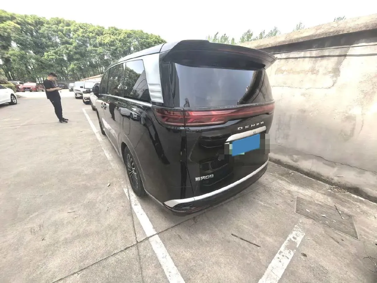 2024 Denza D9 1.5T 139HP L4 E-CVT PHEV 40KWH,autocango,china used car exporter,china ev exporter,chinese used car exporter,chinese used ev exporter