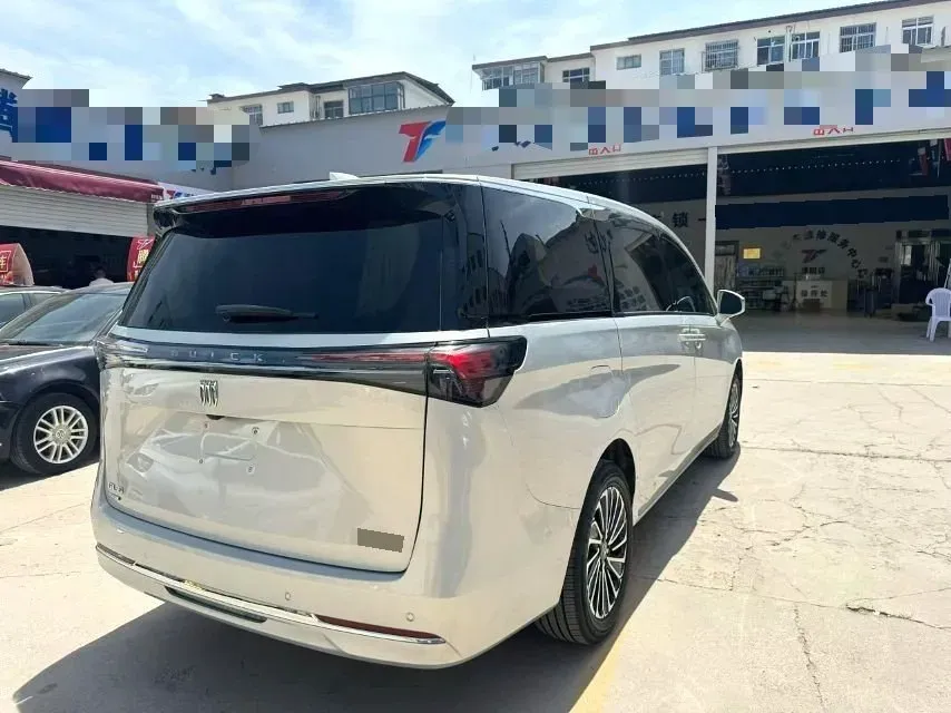 2025 Buick GL8 1.5T 180HP L4 2DHT PHEV,autocango,china used car exporter,china ev exporter,chinese used car exporter,chinese used ev exporter