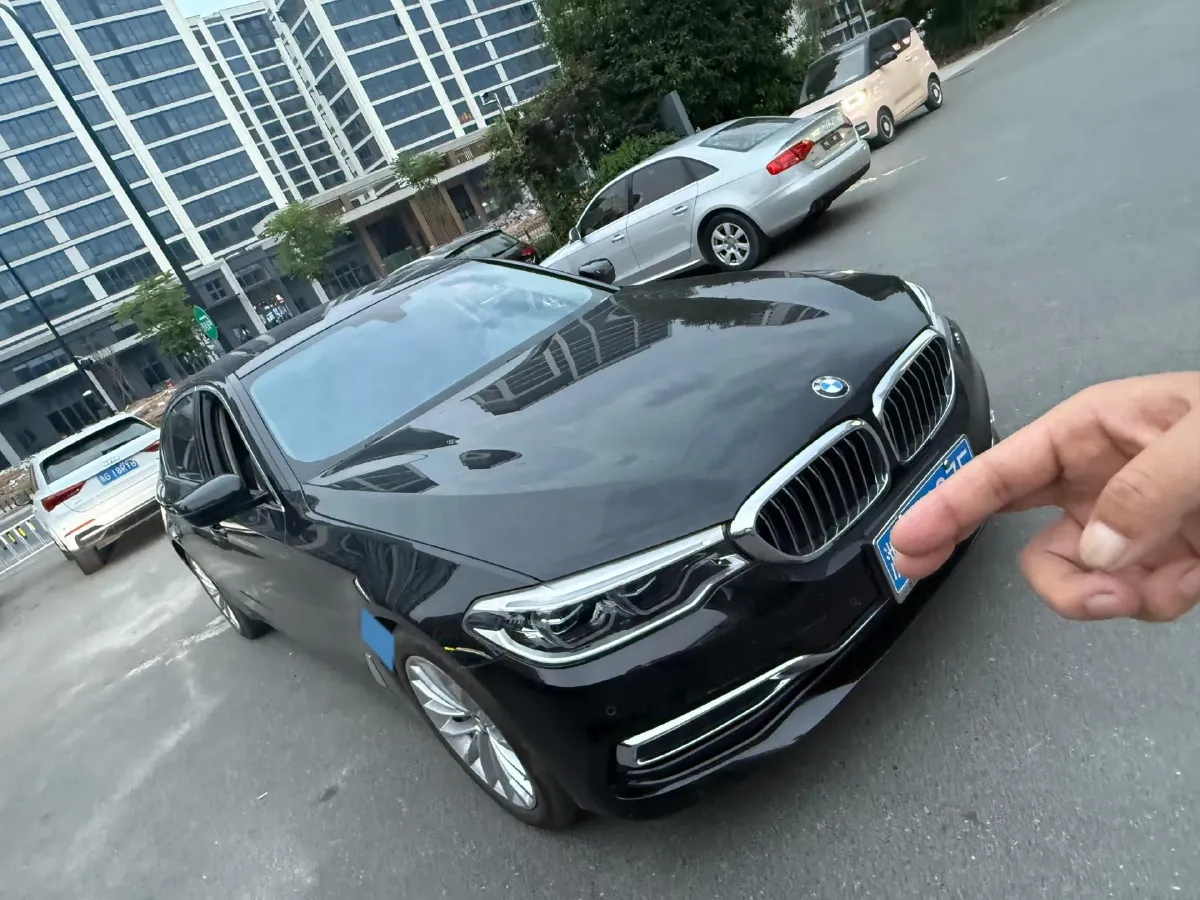 2020 BMW 5 Series 2.0T 252HP L4 8AT,autocango,china used car exporter,china ev exporter,chinese used car exporter,chinese used ev exporter
