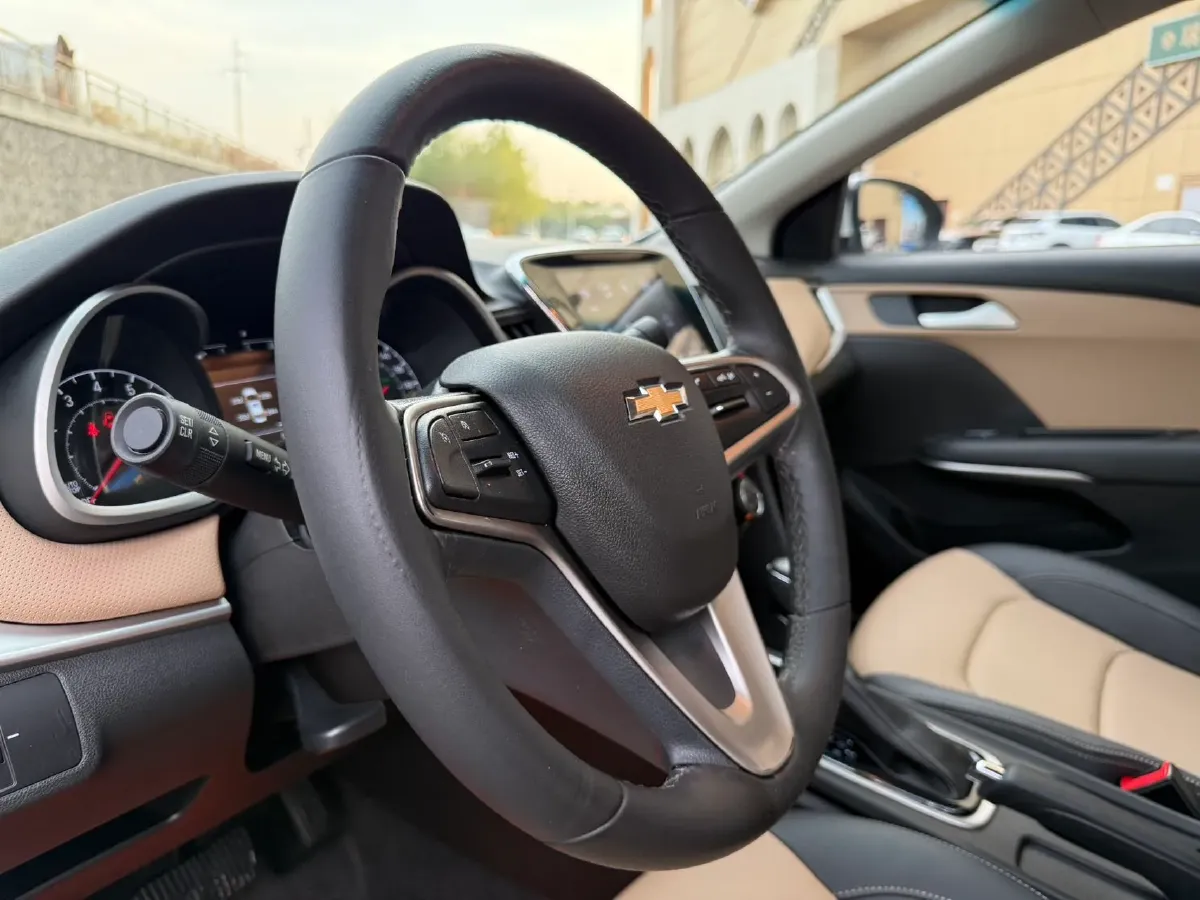 2022 Chevrolet Monza 1.5L 113HP L4 6AT,autocango,china used car exporter,china ev exporter,chinese used car exporter,chinese used ev exporter
