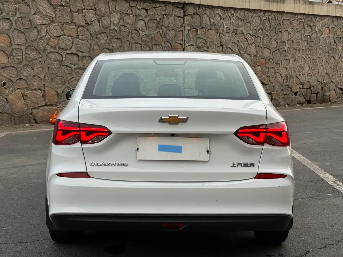 2022 Chevrolet Monza 1.5L 113HP L4 6AT,autocango,china used car exporter,china ev exporter,chinese used car exporter,chinese used ev exporter