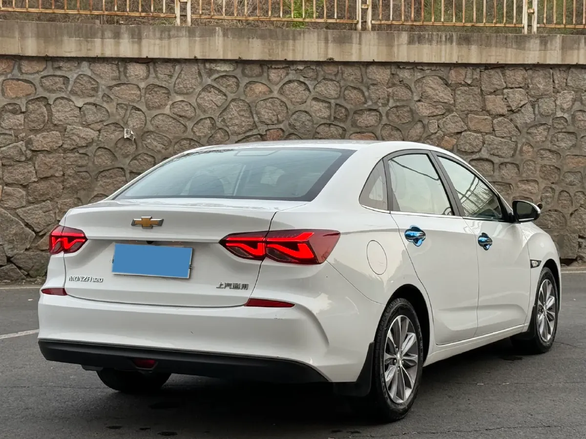 2022 Chevrolet Monza 1.5L 113HP L4 6AT,autocango,china used car exporter,china ev exporter,chinese used car exporter,chinese used ev exporter