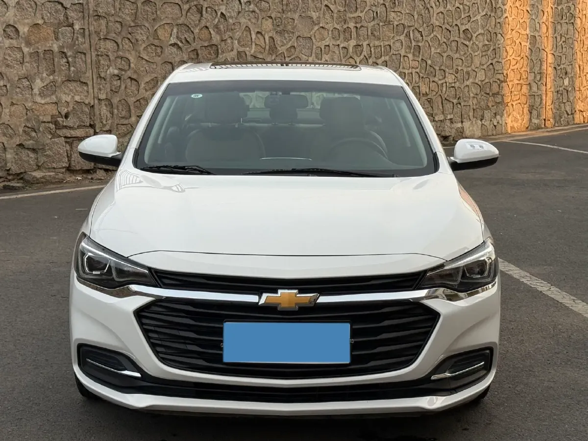 2022 Chevrolet Monza 1.5L 113HP L4 6AT,autocango,china used car exporter,china ev exporter,chinese used car exporter,chinese used ev exporter