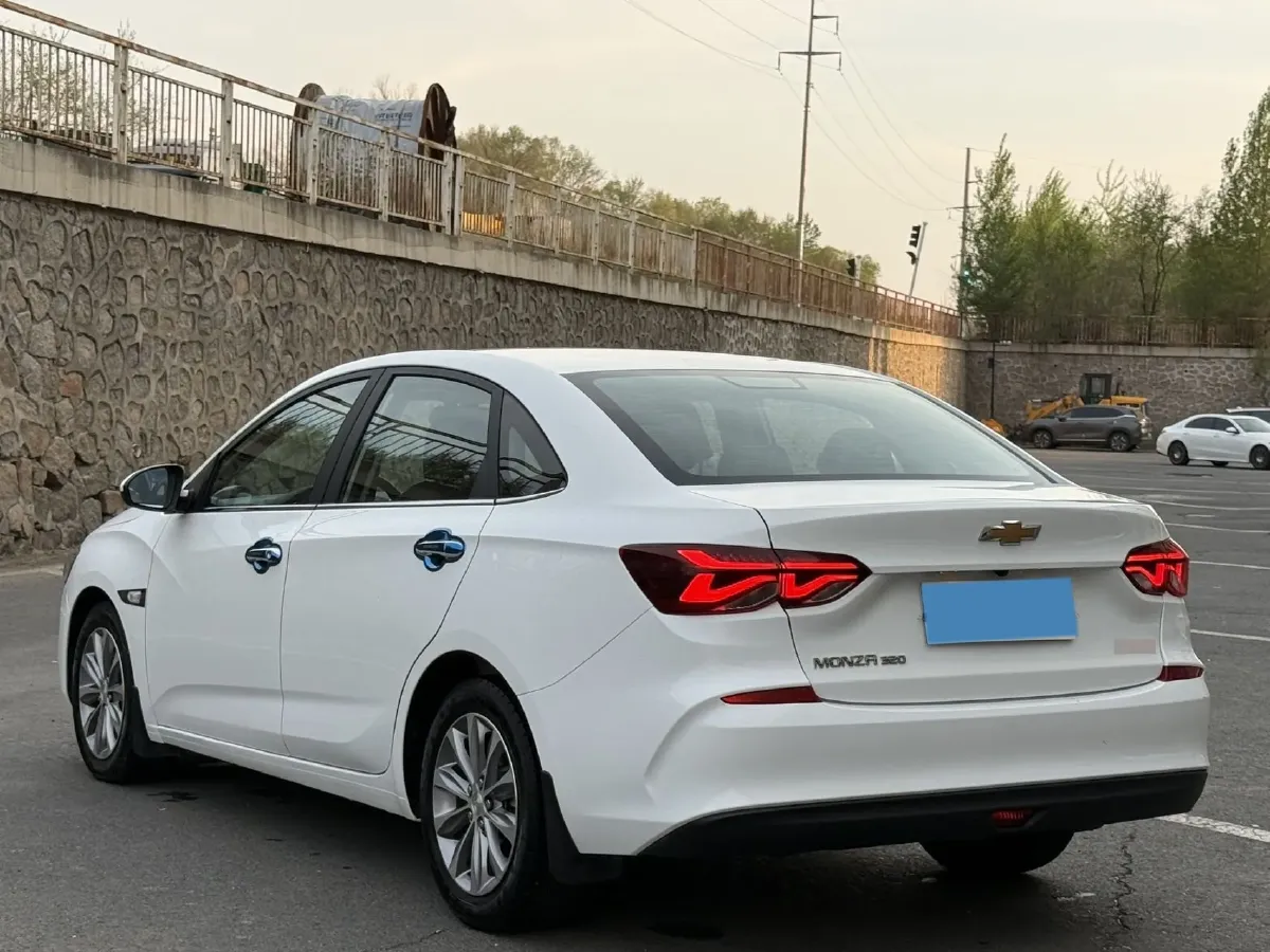 2022 Chevrolet Monza 1.5L 113HP L4 6AT,autocango,china used car exporter,china ev exporter,chinese used car exporter,chinese used ev exporter