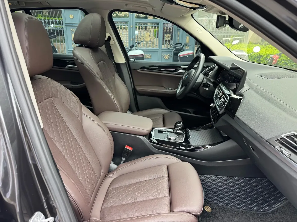 2023 BMW X3 2.0T 184HP L4 8AT,autocango,china used car exporter,china ev exporter,chinese used car exporter,chinese used ev exporter