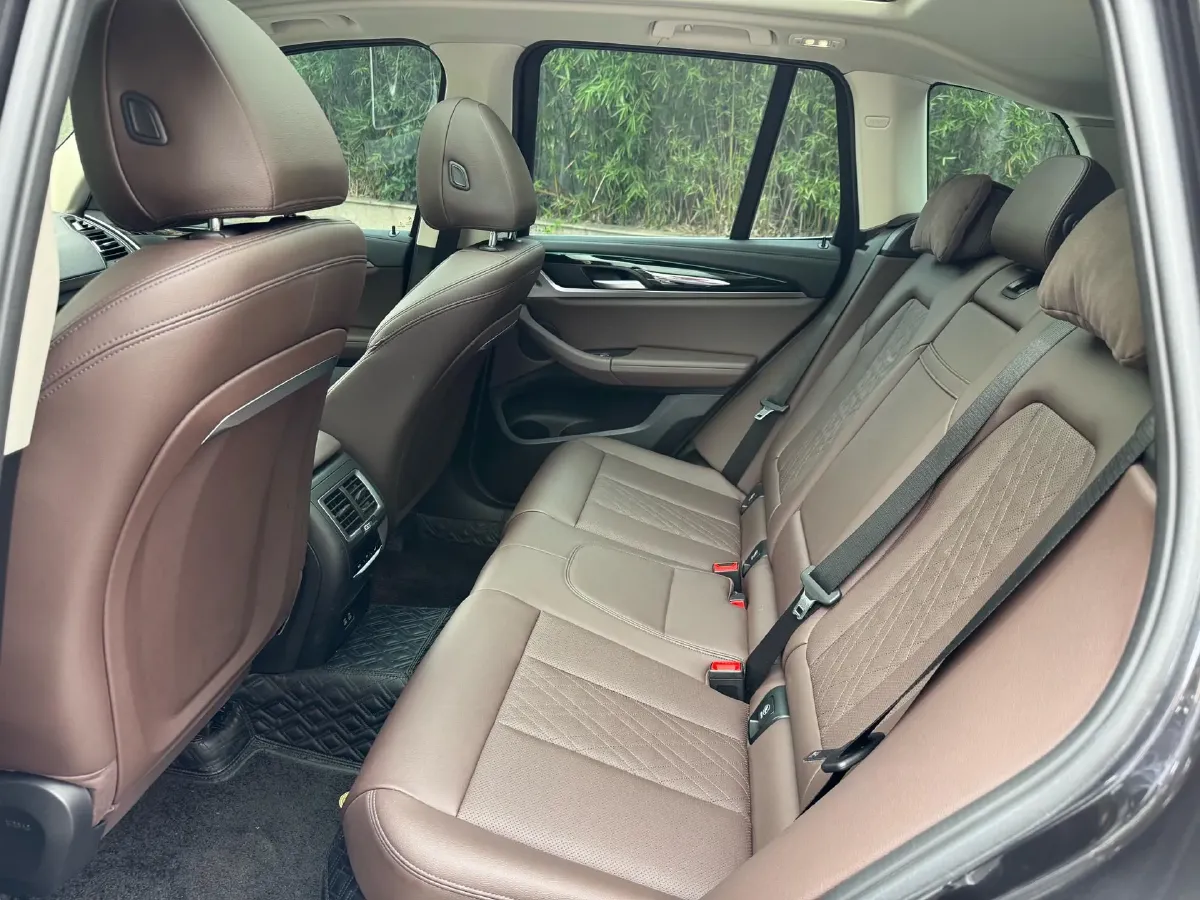 2023 BMW X3 2.0T 184HP L4 8AT,autocango,china used car exporter,china ev exporter,chinese used car exporter,chinese used ev exporter