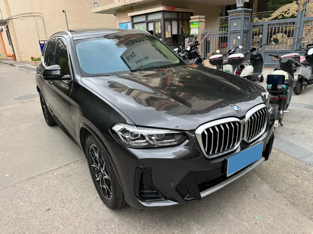 2023 BMW X3 2.0T 184HP L4 8AT,autocango,china used car exporter,china ev exporter,chinese used car exporter,chinese used ev exporter