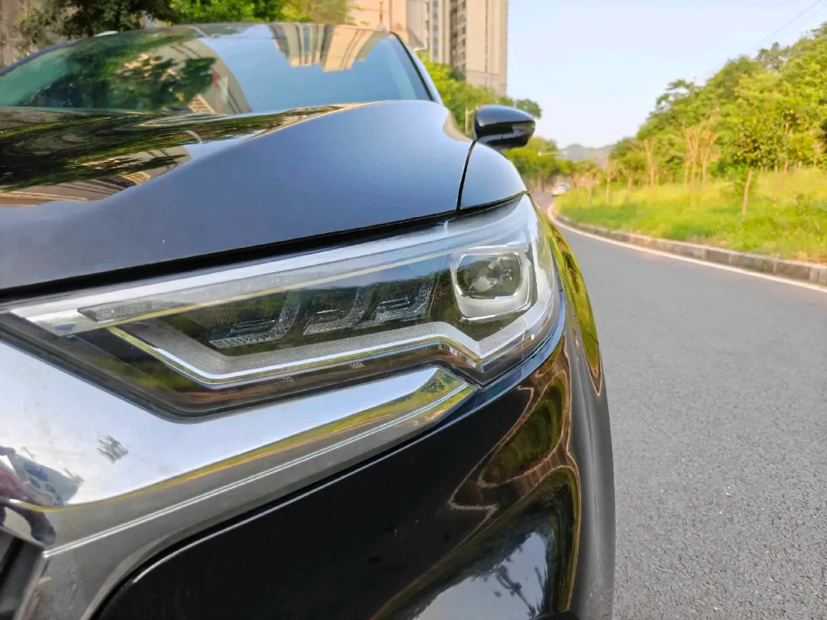 2022 HongQi HS5 2.0T 224HP L4 6AT,autocango,china used car exporter,china ev exporter,chinese used car exporter,chinese used ev exporter