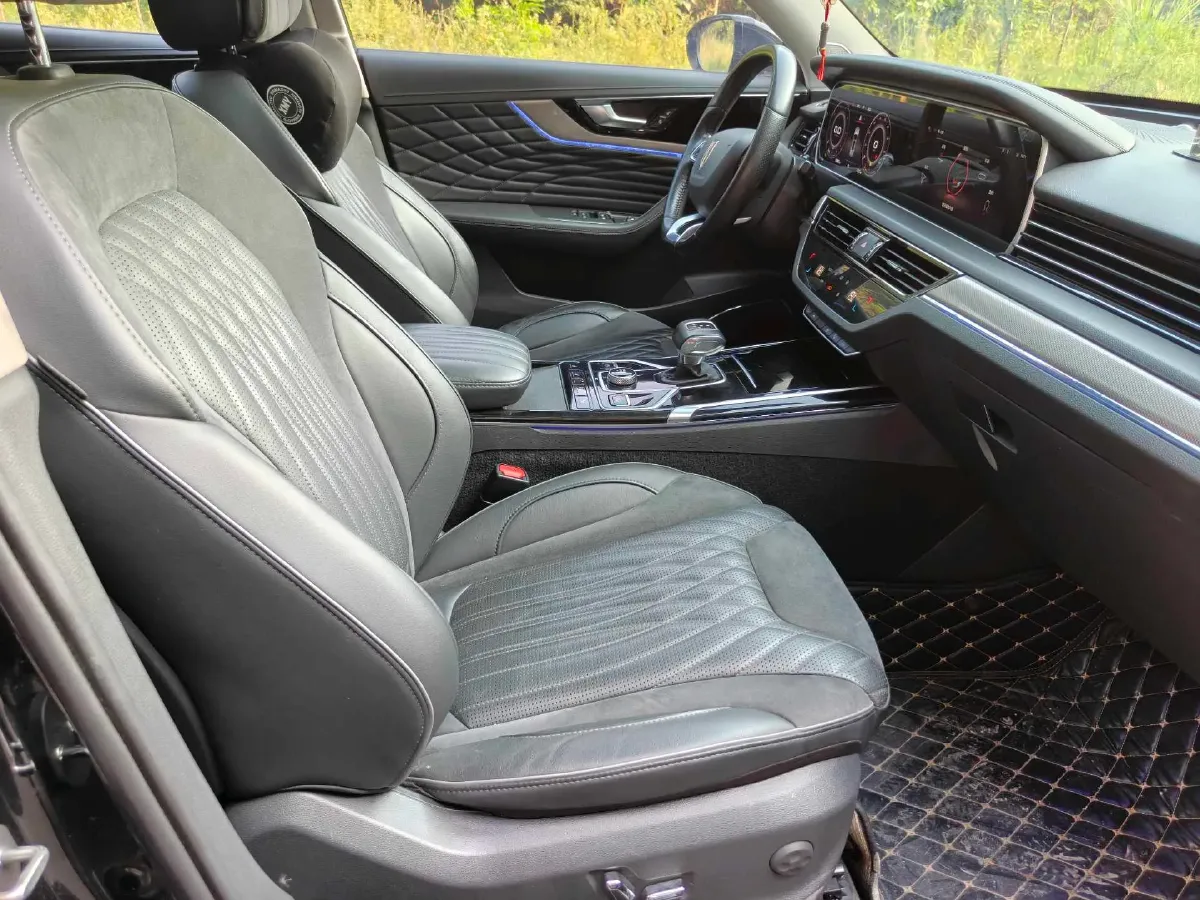 2022 HongQi HS5 2.0T 224HP L4 6AT,autocango,china used car exporter,china ev exporter,chinese used car exporter,chinese used ev exporter