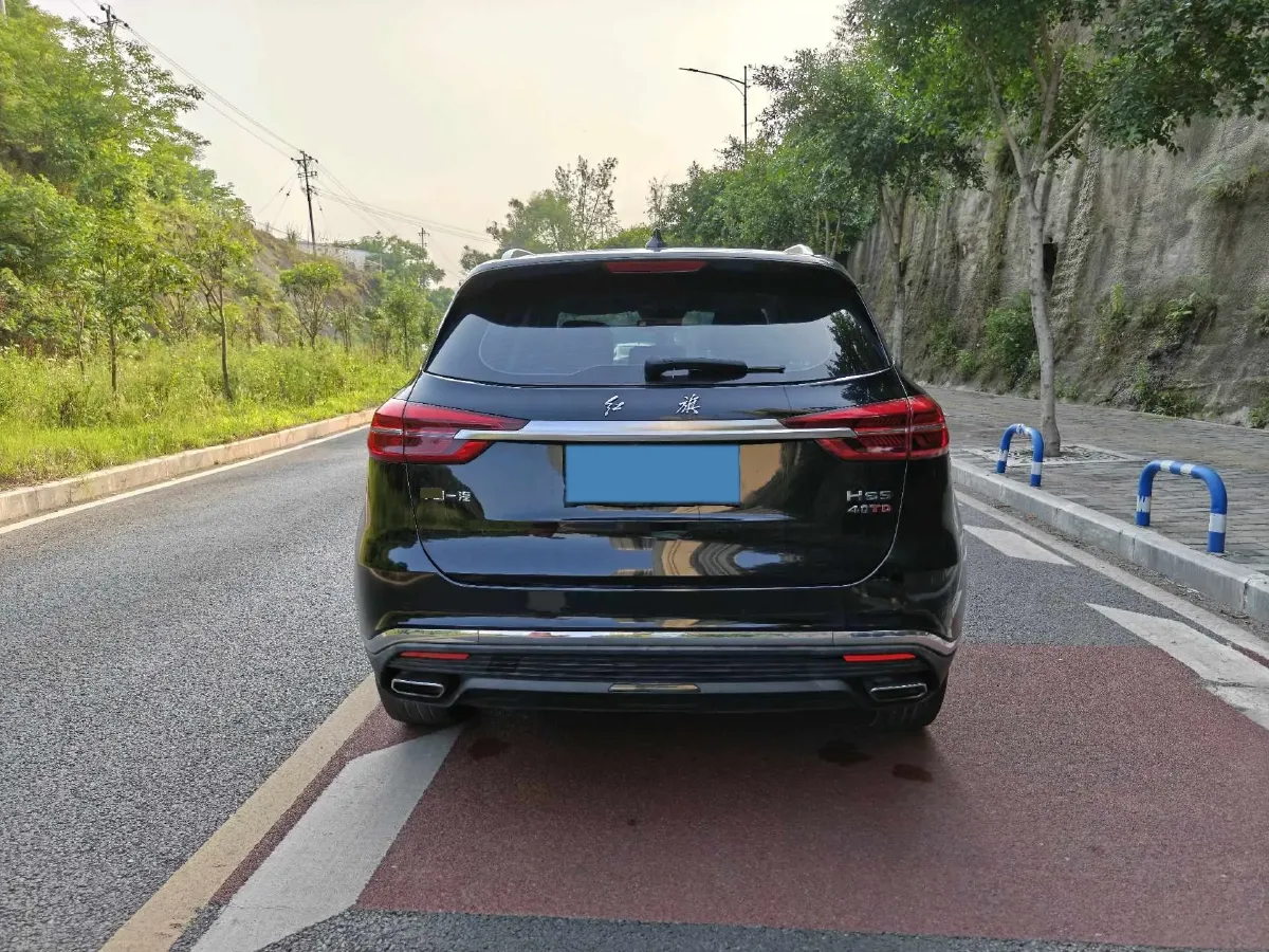 2022 HongQi HS5 2.0T 224HP L4 6AT,autocango,china used car exporter,china ev exporter,chinese used car exporter,chinese used ev exporter